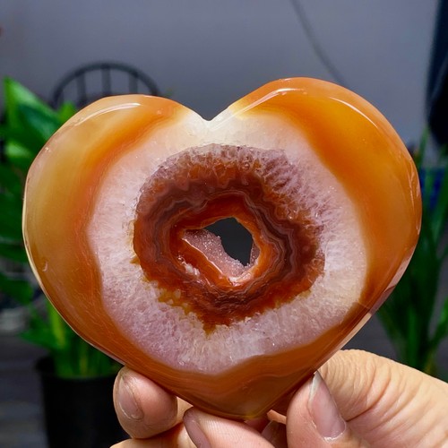 131g natural red - red, agate